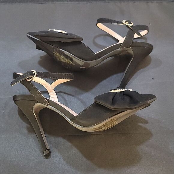 BRAND NEW FOREVER  FLOWER BOWNOT POINTED TOE HIGH HEEL STILETTO SANDAL - Picture 10 of 12